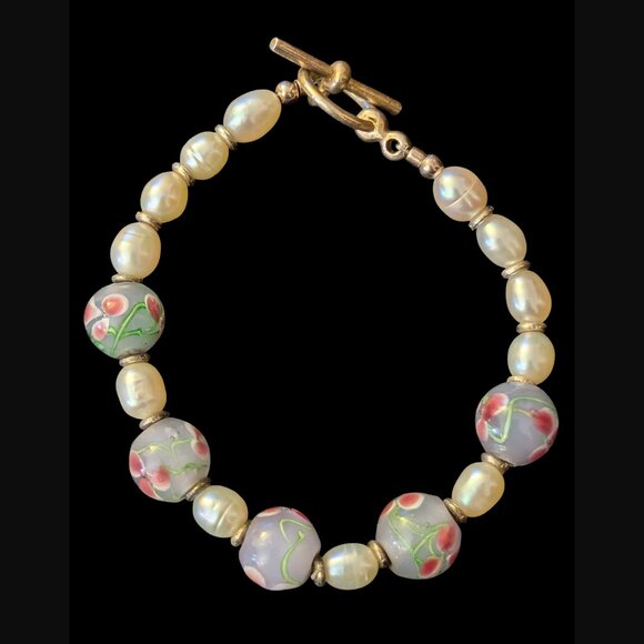 Natural Pearl Hand Painted Glass Bead Size 5.75" Statement Bracelet - Picture 1 of 7